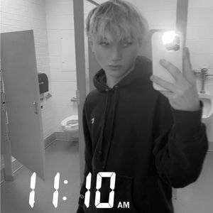 Meet your Posher, Travis